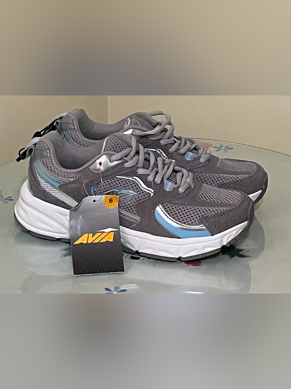 🌸 NEW Avia Gray with Light Blue Athletic Sneakers Size 6